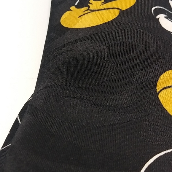 DISNEY MICKEY MOUSE TIE - Picture 4 of 6